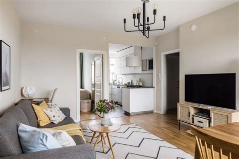svenska mäklarhuset|BOSTÄDER TILL SALU New design .